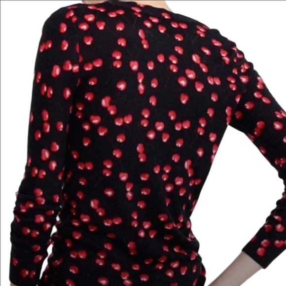 🍒J.CREW BLACK 3/4 SLEEVES MERINO WOOL CREW NECK SWEATER WITH RED CHERRY DESIGNS - Picture 8 of 12